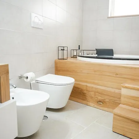 Loft Giandi Elegante Con Vasca Idromassaggio بيت للعطل أوستوني