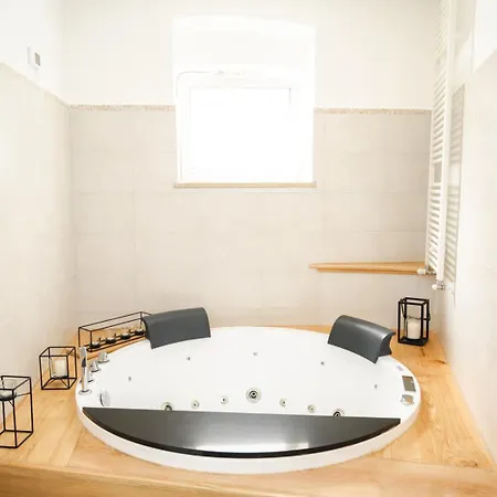 بيت للعطل Loft Giandi Elegante Con Vasca Idromassaggio *